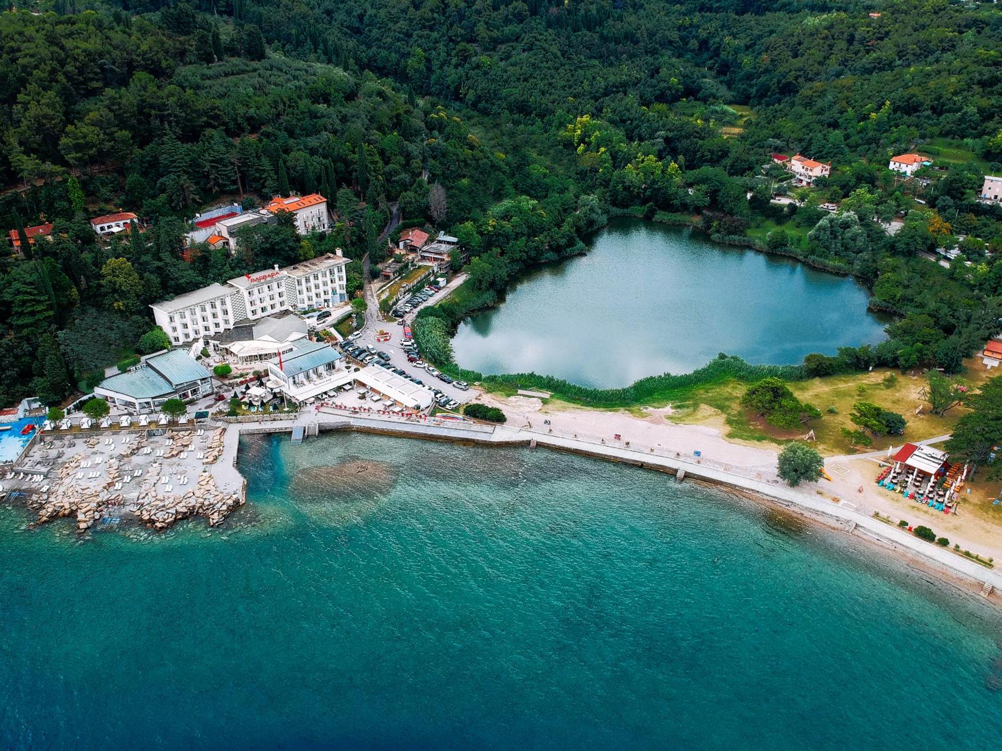 Barbara Piran Beach Hotel Exterior foto